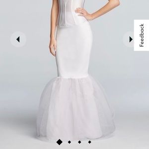 White Trumpet silhouette Slip